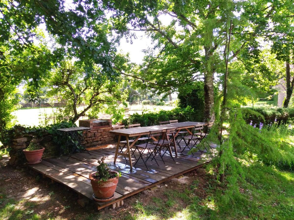 Bed and Breakfast Jardin Des Sens, La Rente D'Eguilly Экстерьер фото